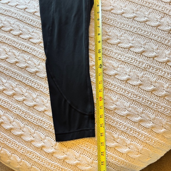 Athleta High Rise Crop - Picture 7 of 7